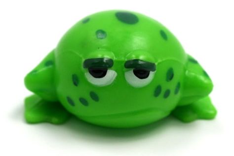 Stocking stuffer: Frog Splat Ball $2.95 - Brian stocking 2013 Frog Items, Ball Looks, Splat Balls, Figet Toys, Cool Fidget Toys, Frog Pictures, Green Frog, Toys R Us, Sensory Toys