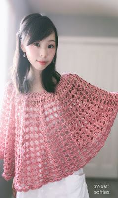 Rose Finch, Cape Au Crochet, Crochet Capelet Pattern, Crochet Caplet, Capelet Pattern, Poncho Au Crochet, Crochet Capelet, Crochet Shawl Diagram, Lace Poncho