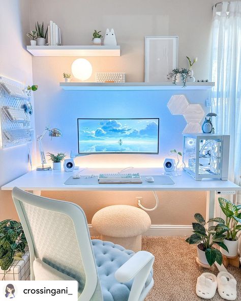 Ideas To Decorate Study Table, Cute Game Room Ideas, Blue Imac Desk Setup, Home Office Desk Inspiration, Light Blue Gaming Setup, Blue Desk Decor, Blue Gaming Room, Blue Office Ideas, Blue Office Desk