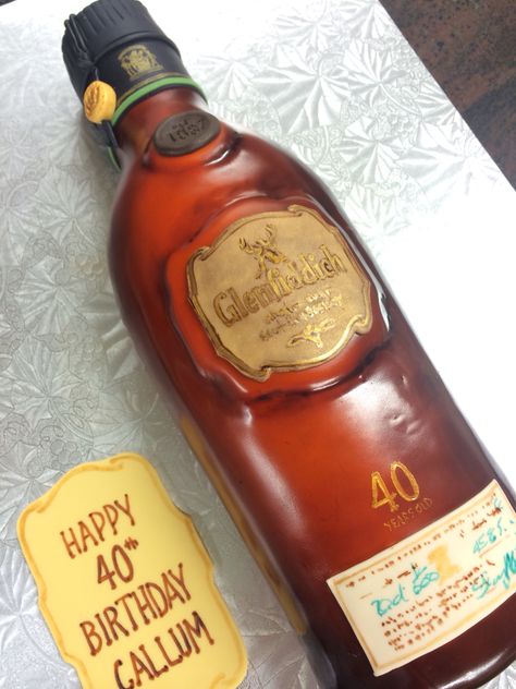 Glenfiddich Fab Cakes, Spongebob Cake, Happy 40th, 21st Birthday Cake, Sculpted Cakes, Gold Peak Tea, E 40, Tea Bottle, Fondant Cakes