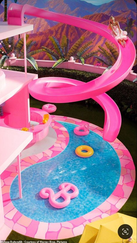 Barbie Pool, Birthday Games For Kids, Barbie Bedroom, The Barbie Movie, Barbie Room, Barbie Doll Set, House Dream, Barbie Birthday Party, Princess Toys