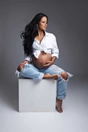 Black Shirt And Jeans Maternity Shoot, Jeans And White Button Up Maternity Shoot, Maternity Photo Jeans And Shirt, Blue Jean Maternity Pictures Photo Ideas, Jean Maternity Shoot Black Couple, Maternity Shoot With Jeans, Jeans And White Shirt Maternity Shoot, Denim And White Maternity Shoot, Maternity Photography Jeans Outfit