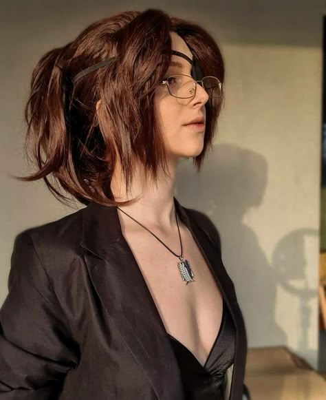 Aot Cosplay, Hanji And Levi, Cosplay Ideas Women, Halloween Makeup Inspiration, Aesthetic Indie, Cosplay Characters, Cosplay Outfits, Cosplay Anime, Pretty Woman