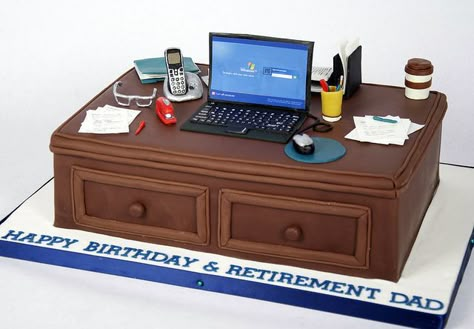 BC4046 - computer desk cake toronto by www.fortheloveofcake.ca, via Flickr Office Cake, Computer Cake, Cake For Husband, Book Cakes, Sculpted Cakes, Cakes For Men, Specialty Cakes, Unique Cakes, Novelty Cakes