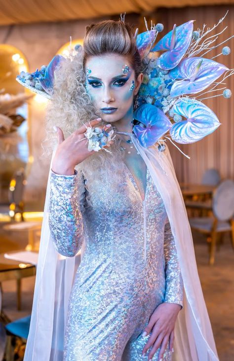 Winter Wonderland Snow Queen Iceberg Costume Diy, Ice Queen Costume Diy, Winter Wonderland Party Outfit, Ice Queen Aesthetic, Winter Wonderland Costume, Winter Fairy Costume, Disco Mermaid, Winter Wonderland Dress, Snow Queen Costume