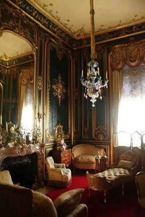 Waddesdon Manor, Victorian Interiors, Victorian Decor, Design Del Prodotto, French Decor, Classic Interior, Beautiful Interiors, Dressing Room, Victorian Homes