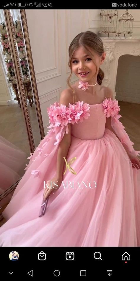 Kids Evening Dress, Pink Frocks For Kids, Birthday Frocks For Baby Girl, Long Frocks Pattu, Netted Long Frocks, Traditional Long Frocks, Net Frocks For Kids, Dresses Long Frocks, Long Frocks Design