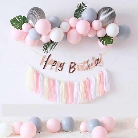 Surprise Birthday Decorations, Birthday Decorations At Home, 1st Birthday Girl Decorations, Simple Birthday Party, Happy Birthday Decor, Birthday Room Decorations, Bedroom Scene, Party Layout, Simple Birthday Decorations