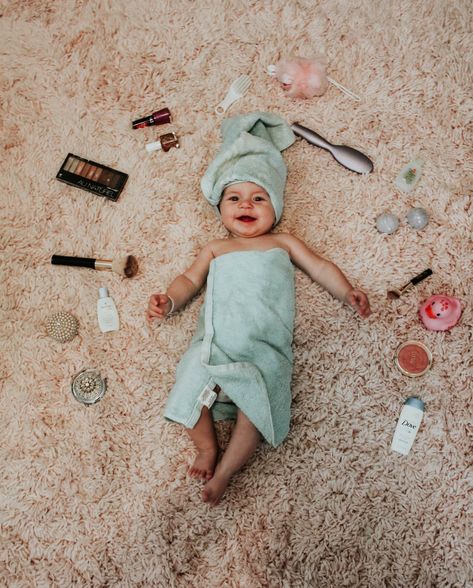 Spa day for baby Photoshoot Ideas For Baby, Skincare Photoshoot Ideas, Skincare Photoshoot, Baby Spa, Newborn Baby Photos, Spa Day At Home, Creative Instagram Stories, Baby Design, Theme Ideas