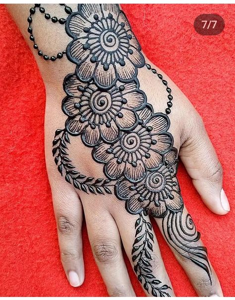 Mehdi Degine 2024, Basic Mahendi, Mendhi Ideas, Finger Mehndi Style, New Henna Designs, Henna Tutorial, Mahendi Designs, Henna Inspired Tattoos, Unique Mehndi