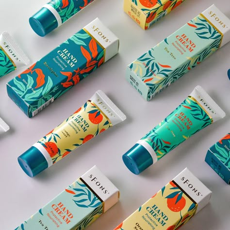 Cream Tube Packaging Design, Handcream Packaging Ideas, Hand Cream Packaging Design, Handcream Package Design, Lotion Label Design, Cream Label Design, Makeup Packaging Design, Tube Packaging Design, Hand Cream Packaging