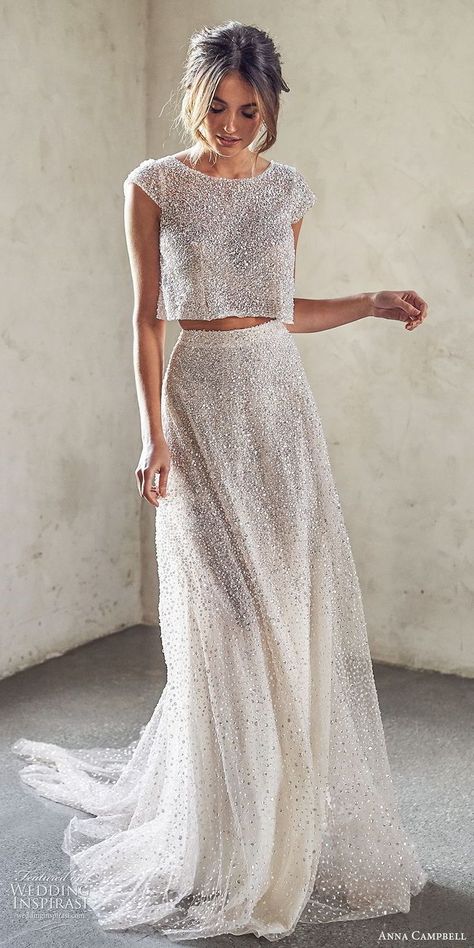 Mix and match bridal looks Feathers | strapless | crop top | lace | handmade Anna Campbell Wedding Dress, Embellished Crop Top, Bridal Cap, Anna Campbell, Wedding Dresses 2020, فستان سهرة, Best Wedding Dresses, A-line Wedding Dress, Wedding Dresses Simple