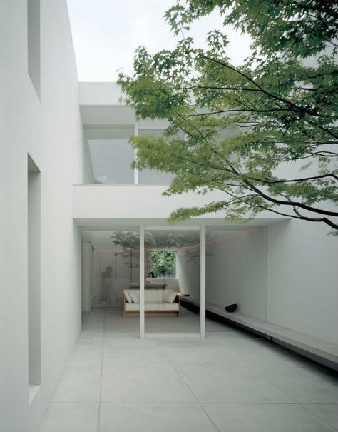 SUBTILITAS John Pawson Architect, House Tokyo, Double Storey House, John Pawson, Architecture Exterior, Sustainable Architecture, Ancient Architecture, Minimalist Interior, Family House