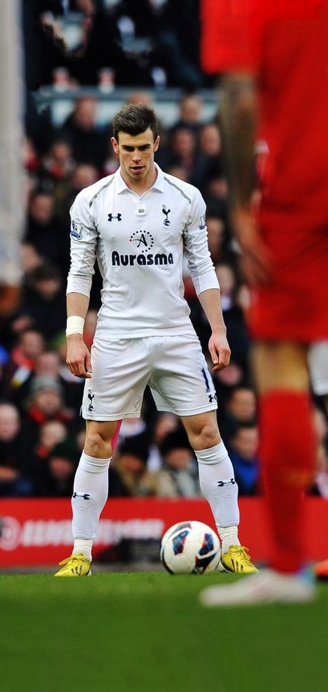 Gareth Bale Wallpapers, Gareth Bale Tottenham, G Bale, Bale Tottenham, Tottenham Hotspur Wallpaper, Tackle Football, Ayato Kirishima, Tottenham Hotspur Fc, Football Is Life