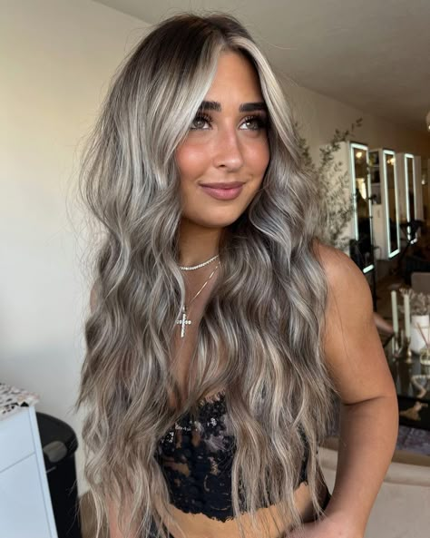 Dark Brown Platinum Highlights, Titanium Hair Color, Short Hair Cuts For Teens, Blonde Hair Goals, Grey Blonde Hair, Ashy Blonde, Golden Blonde Hair, Hair Tint, Hair Color Formulas