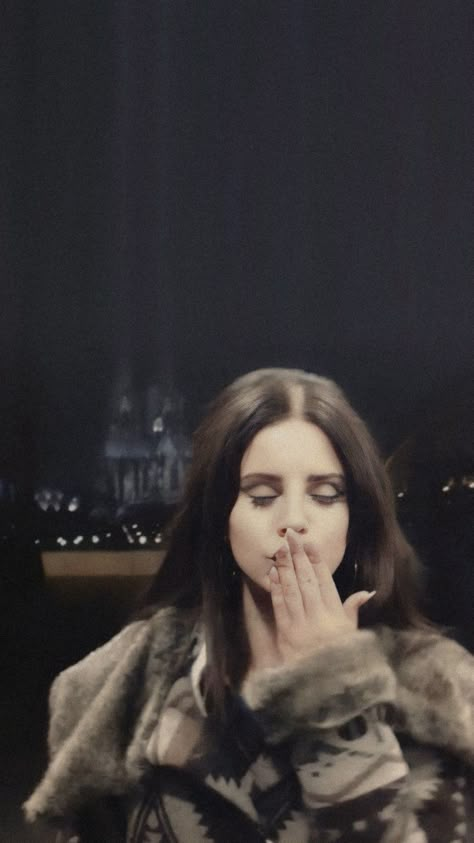 Lana Del Rey Wallpaper, Lana Del Rey Love, Lana Del Rey Vinyl, Lana Rey, Dark Feminine Aesthetic, Lana Del Ray, Post Malone, Ghostbusters, Makeup Trends