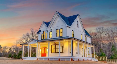 Old Farmhouse Floor Plans, Traditional Farmhouse Plans, Two Story Farmhouse Plans, Under Stairs Nook, Composite Siding, Willow House, Farmhouse Floor Plans, Farmhouse Flooring, Modern Farmhouse Home