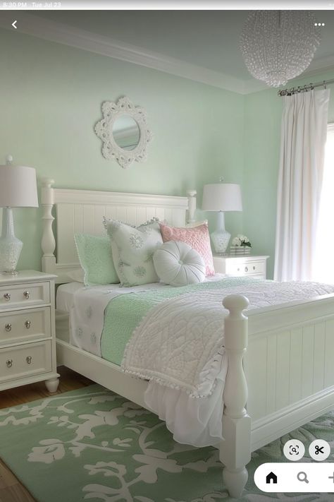 Girls Bedroom Green, Mint Green Bedroom, Mint Green Rooms, Mint Bedroom, Bedroom Ideas Inspiration, Aesthetic Bedroom Ideas, Feminine Bedroom, Bed Furniture Design, Green Rooms