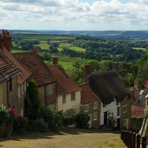 Amos Diggory, English Cottagecore, Dark Academia Summer, Spring Europe, Academia Summer, Country Core, Aesthetic Village, Foreign Exchange Student, Gold Hill