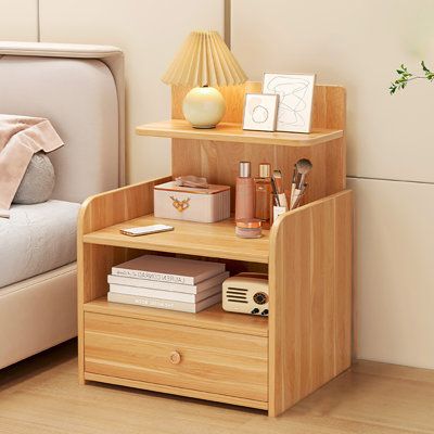 Storage Table Bedroom, Wooden Bedside Table Design, Cozy Bedside Table, Night Stands Bedroom Bedside Tables, Things To Make With Wood, Yellow Nightstand, Cool Bedside Tables, Bookshelf Nightstand, Night Stands Bedroom