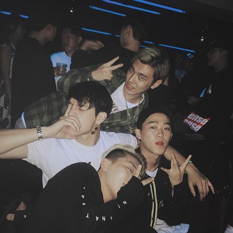 R&b Aesthetic Wallpaper, Ulzzang Squad, Baku Squad, R&b Aesthetic, Korean Friends, Boy Squad, Korean Hiphop, Christian Yu, Korean Best Friends