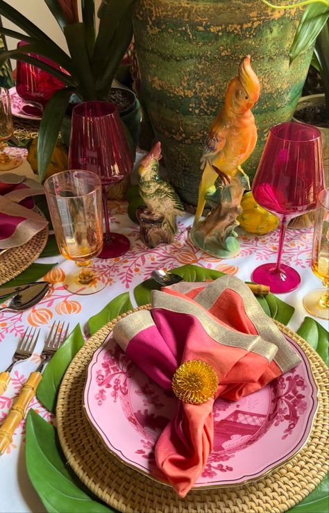 Tropical Table Setting, Peacock Christmas Decorations, Tropical Event, Peacock Christmas, 18th Bday, Event Design, Event Decor, Table Setting, Tablescapes