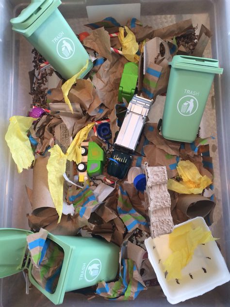 Trash Bash sensory bin created by Kidcasso Art Studio Hygiene Sensory Bin, Trash Sensory Bin, Trash Truck Sensory Bin, Garbage Truck Sensory Bin, Garbage Truck Preschool Activities, Garbage Man Preschool Activities, Montessori Outdoor, Aba Ideas, Infant Room Daycare