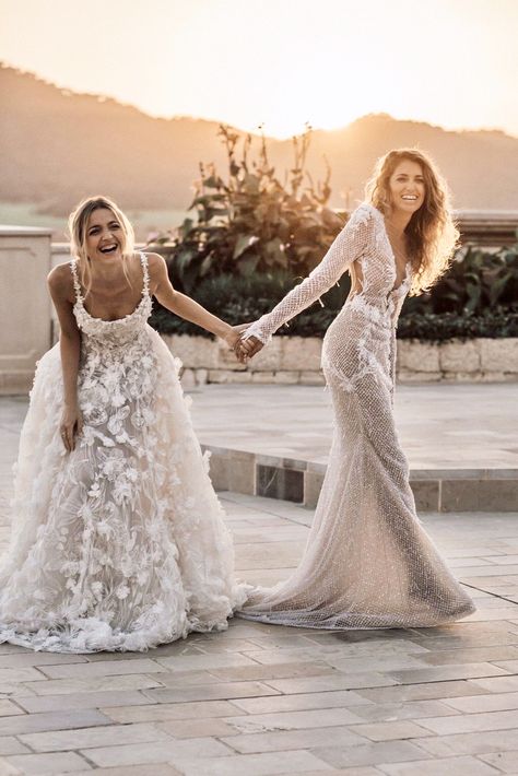 Wlw Wedding, Galia Lahav Wedding Dress, Mediterranean Wedding, Lgbt Wedding, Two Brides, Girlfriend Goals, Lgbtq Wedding, Lesbian Wedding, Gay Wedding