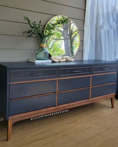 I have been working on this Beast on and off for a few weeks.Procrastination got in the way, and travel plans followed after. I am, however, pleased to announce that this streaking, handsome beast is now available DIXIE 9 DRAWER DRESSER 72"L 18.5" D 30.5" H DM me with inquiries Nationwide Shipping Available . . . . . . . #lulusvintagedesigns #furniturerestoration #furniturerefinisher #paintedfurnitureidea #vintage #furniturerefinisher #furnitureflip #buffet #paintedbuffet #m... Eclectic Dresser, Modern Furniture Makeover, Painted Dresser Ideas, Black Pulls, Furniture Makeover Inspiration, Painted Dressers, Vintage Painted Furniture, Refinishing Furniture Diy, Dresser Ideas