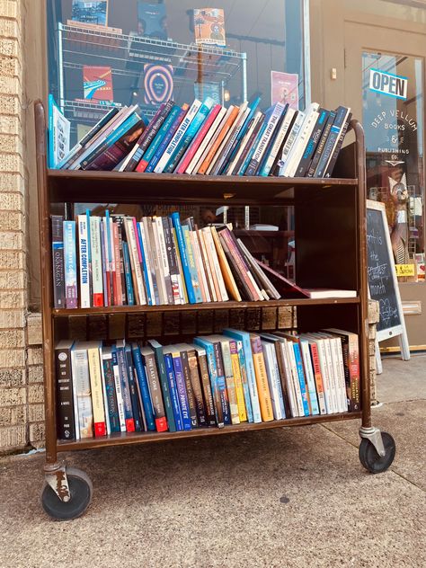 $5 book cart >>> Library Cart, Lofi Art, Book Mobile, Mobile Ideas, Fav Aesthetic, Work Aesthetic, Book Cart, Library Aesthetic, Book Bar