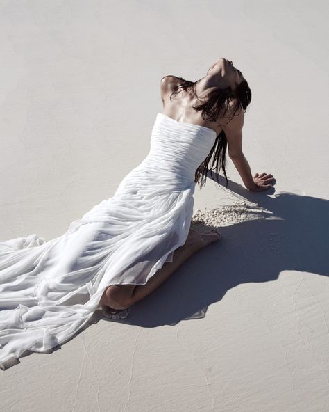 Beach Dress Photoshoot, Beach Fashion Photography, Beach Fashion Shoot, Beach Fashion Editorial, Beach Editorial, Beach Model, Shotting Photo, Photographie Portrait Inspiration, Summer Photoshoot