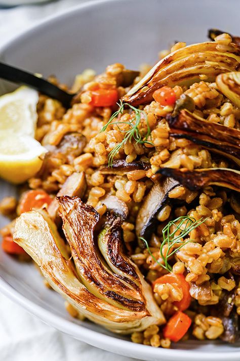 Farro Risotto With Sauteed Mushrooms and Fennel - Pickled Plum Food And Drinks Farro Risotto, Blue Zones Recipes, Farro Recipes, Zone Recipes, Fennel Recipes, Winter Comfort Food, Blue Zone, Winter Comfort, Sauteed Mushrooms