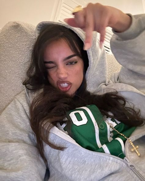 Ella Christo - IG Post October 13, 2024 Ella Christo, Poses For Photos, Madison Beer, Ig Post, Megan Fox, Hailey Bieber, Aesthetic Hair, Parisian Style, Face Claims