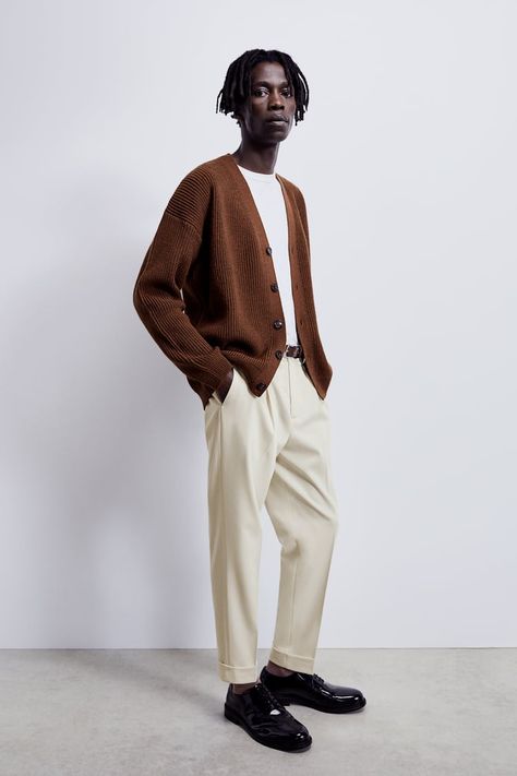 Cream Trousers Outfit Men, Beige Trousers Outfit Men, Cream Pleated Pants, Khaki Trousers Outfit, Cream Trousers Outfit, Beige Trousers Outfit, Khaki Pants Outfit Men, Brown Cardigan Outfit, Beige Pants Outfit