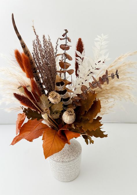 Flower Bud Vase Centerpiece, Mini Pampas, Bud Vases Arrangements, Grass Centerpiece, Bud Vase Centerpiece, Boho Fall Decor, Pumpkin Planter, Vase Centerpiece, Feather Centerpieces