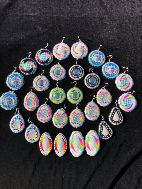 Beading Patterns Earrings, Native Beaded Earrings Round, Beaded Hoop Earrings Native Beadwork, Oval Beaded Earrings Native, Native American Hoop Earrings Beadwork, Native Beaded Medallions, Native American Beadwork Earrings, Brick Stitch Pattern Earring, Red Lake