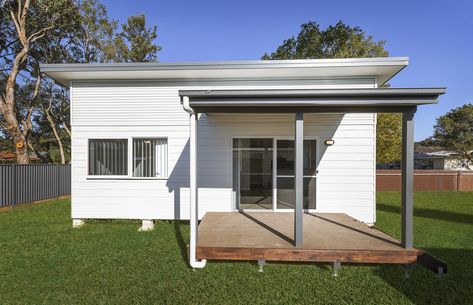 Two bedroom granny flat design. Local investor invests in a granny flat on his Newcastle property. #grannyflats #grannyflat #designergrannyflat #grannyflatdesign #newcastlegrannyflats #grannyflatnewcastle #propertyinvestment #architecturallydesigned Granny Flats, Hardie Plank, James Hardie, Granny Flat, Investment Property, Cardiff, Two Bedroom, 2 Bedroom, Flat Design