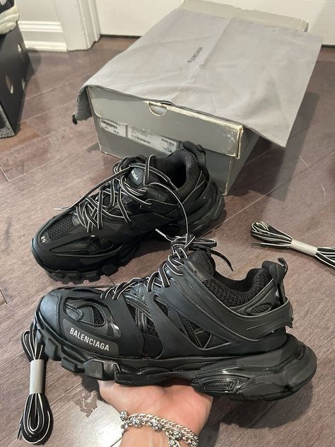 Black balenciaga tracks og all size 43 (10) Balenciaga Aesthetic, Balenciaga Tracks, Black Balenciaga, Balenciaga Sneakers, Balenciaga Black, Balenciaga Track, Youtube Logo, Balenciaga Mens, Men's Footwear