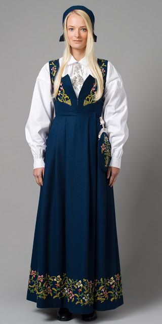 Oppland Norway, Norwegian Dress, Embroidery Instructions, Norwegian Clothing, Norwegian Bunad, Scandinavian Costume, Folk Clothing, National Dress, Folk Dresses