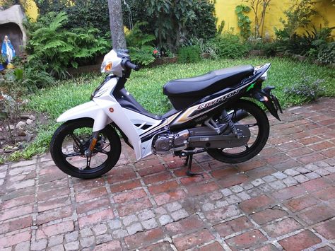 Yamaha new crypton Yamaha Crypton, Motos Yamaha, Bike, Vehicles