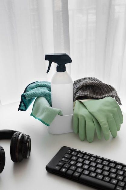 Luxury Cleaning Service, Cleaning Photos, Photo Still Life, Clean Photography, Cleaning Office, Office Cleaning Services, Business Photoshoot, Kitchen Cleaner, Cleaning Motivation