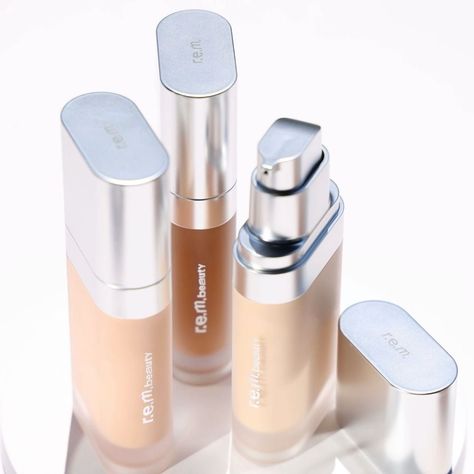 Foundation Packaging, Ariana Grande Makeup, R E M Beauty, X Twitter, Grande Cosmetics, Cosmetic Design, Foundation Shades, M Beauty, Packaging Ideas