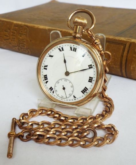 1920s Swiss Open Faced Pocket Watch And Chain | 552345 | Sellingantiques.co.uk 1920 Style, Vintage Wrist Watch, Old Watch, Gold Pocket Watch, Victorian Pattern, 1920 Fashion, Photoshop Ideas, Fob Watch, Vintage Pocket Watch