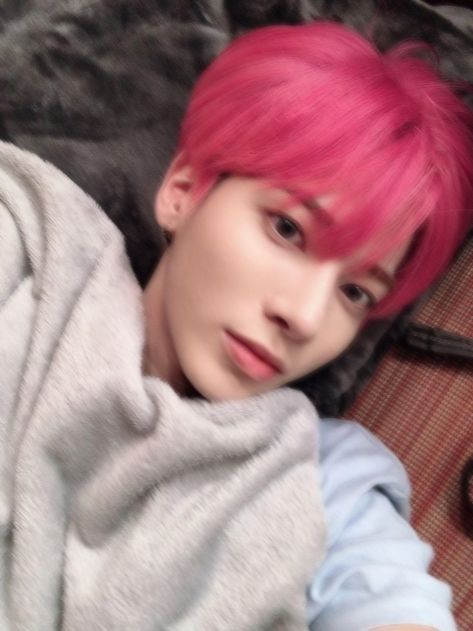 Kang Taehyun, Txt Taehyun, Tomorrow X Together, Pink Hair, We Heart It, Lost, Red, Hair, Pink