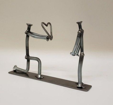 Cool Welding Projects, Welded Metal Projects, Scrap Recycling, Welding Crafts, Metal Figurines, Welding Art Projects, Diy Welding, Metal Sculptures, Metal Welding