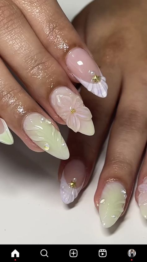 Jelly Flower Nails, Sculpted Flower Nails, Green Floral Nails, Floral Nail Ideas, Wet Nails, Ethereal Nails, Summery Nails, Girly Acrylic Nails, Glow Nails