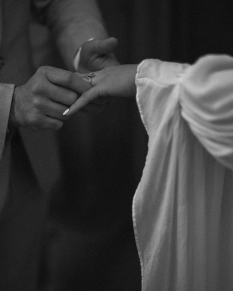 Details are always my favorite part of wedding galleries. Also, how beautiful is this dress?? ♡ Wandering around with these two down town for the last few mins of the day was so much fun, to my future brides and grooms, take the extra few minutes alone to get photos of just you two after you say "I do." . . . . . #utahweddingphotographer #slcweddingphotographer #moabweddingphotographer #utahelopementphotographer Wedding Fotos, Gift Basket Ideas For Couples, Couple Engagement Pictures, Wedding Picture Poses, Wedding Couple Poses Photography, Wedding Photography Styles, Wedding Couple Poses, Ideas For Couples, Wedding Photos Poses