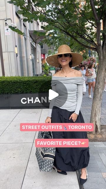 DV on Instagram: "Toronto Street Style #StreetStyle #StreetFashion #nycfashion
#newyorkfashion #streetstylefashion
#whatpeoplearewearing" Toronto Street Style, Toronto Street, Nyc Fashion, Street Outfit, New York Fashion, Fashion Ideas, Toronto, Street Style, On Instagram