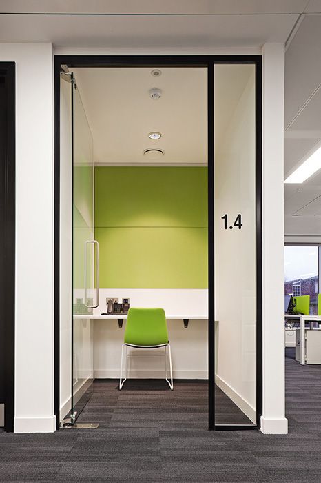 Office Phone Room, Open Office Layout, Commercial Office Design, Small Office Design, Corporate Office Design, Quiet Room, Office Pods, Green Office, Office Designs