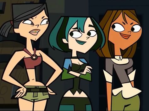 Total Drama Island Scenes, Total Drama Island Fanart, Gwen Courtney, Gwen Tdi, 2023 Board, Drama Tv Series, Disventure Camp, Drama Total, 3 Characters